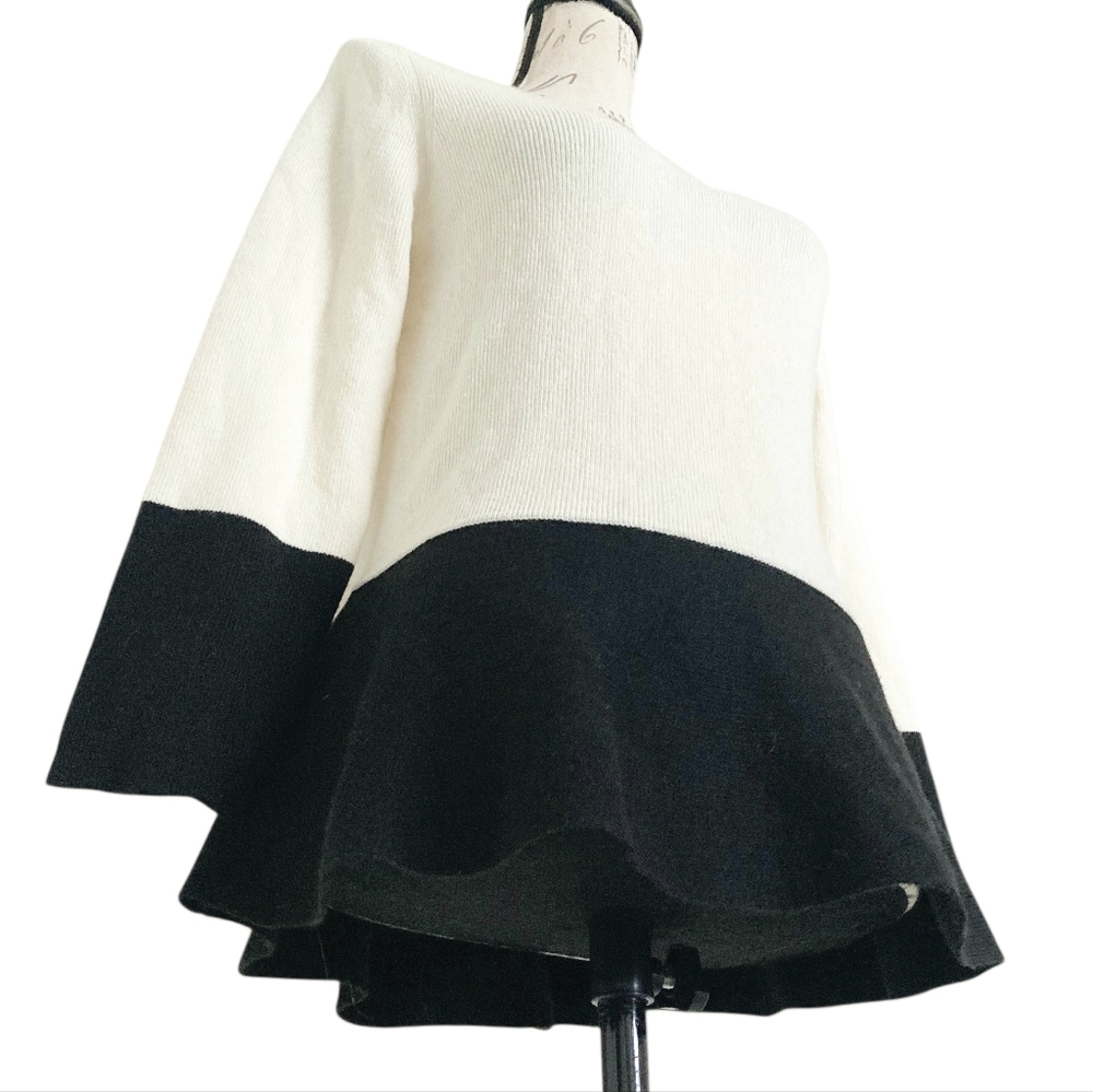 Banana Republic Cashmere wool blend V neck peplum sweater L minimalist feminine - Picture 8 of 15
